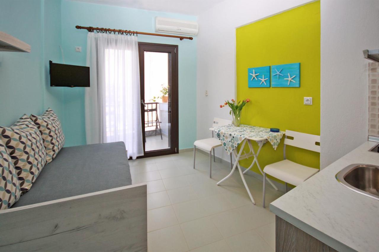 Acrothea Apartments Ormos Panagias Extérieur photo