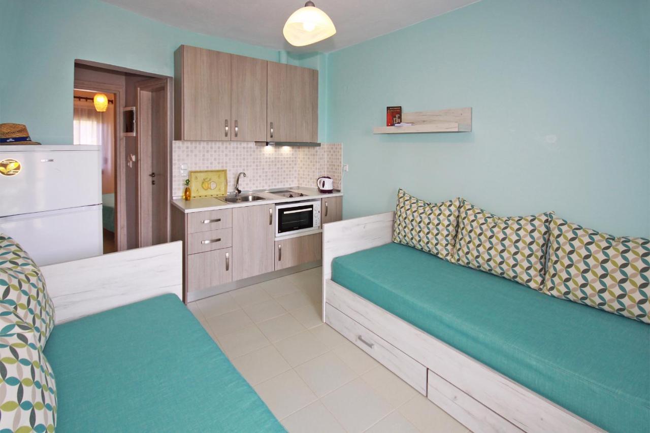 Acrothea Apartments Ormos Panagias Extérieur photo